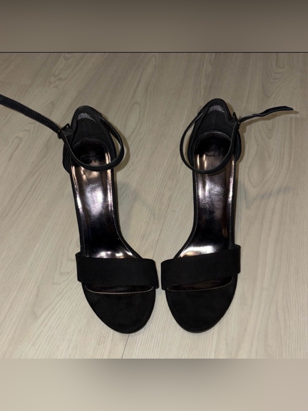 Black 4 inch heels